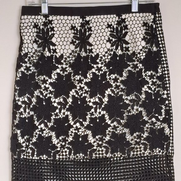 Tibi Basia Black Lace Pencil Skirt Size 6 - Picture 4 of 9